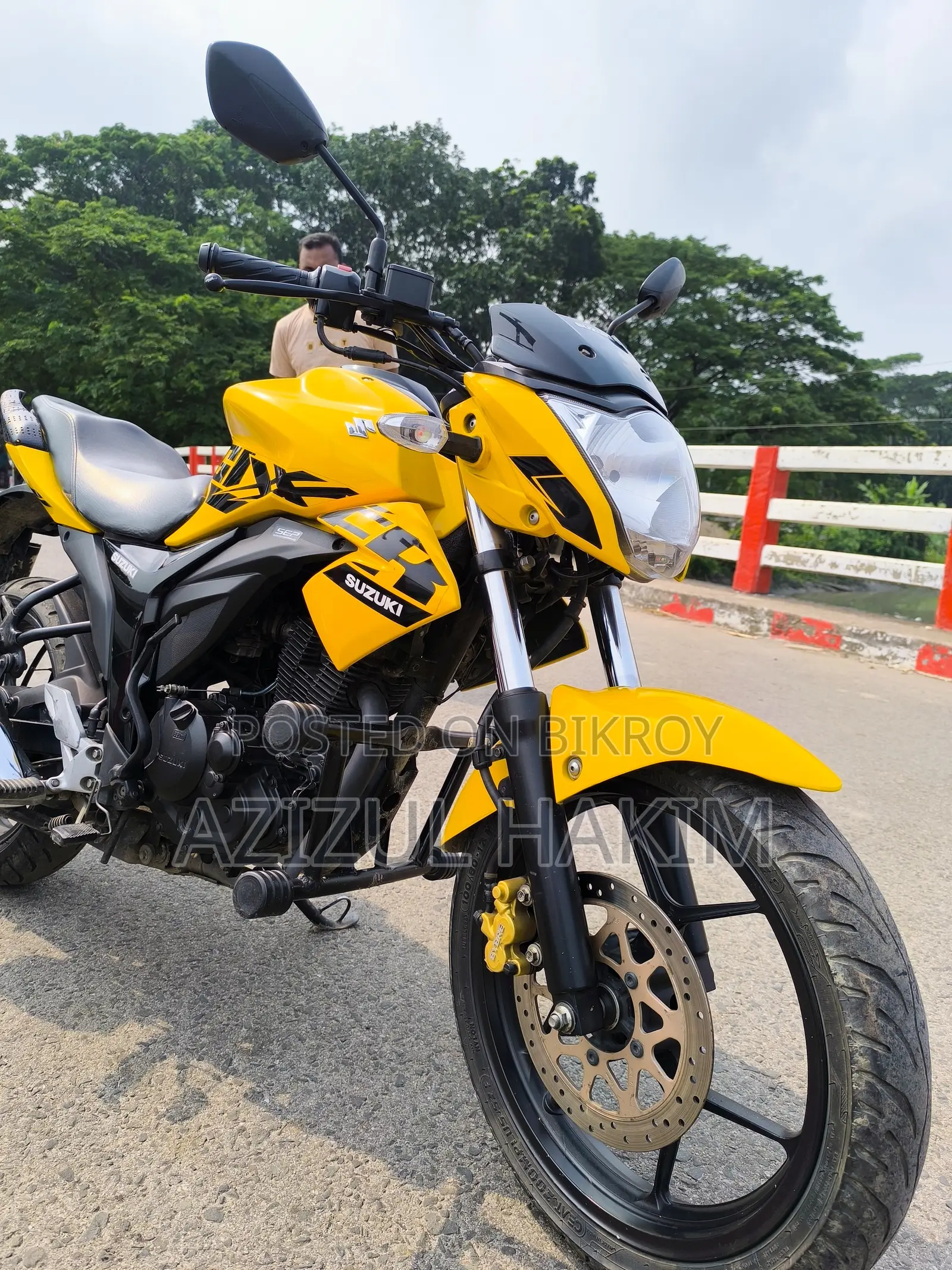 Suzuki Gixxer 2023 Yellow