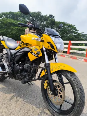 Suzuki Gixxer 2023 Yellow
