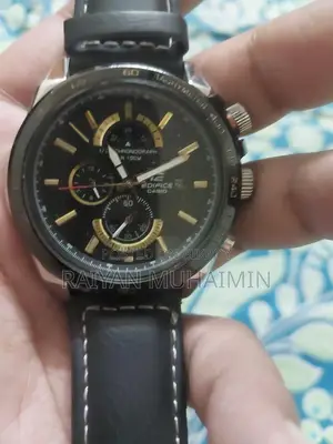 Original Casio Edifice Chronograph Watch – Premium Black & Gold Design