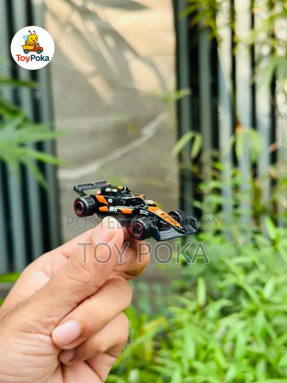 হট হুইলস ডাই-কাস্ট টয় কার