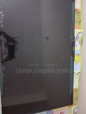 ওয়ালটন ৪৩" ৪কে স্মার্ট গুগল টিভি (ডব্লিউ৪৩এস২এফজি)