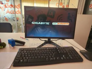 Desktop Computer Gigabyte 16GB Intel Core i5 SSD 256GB