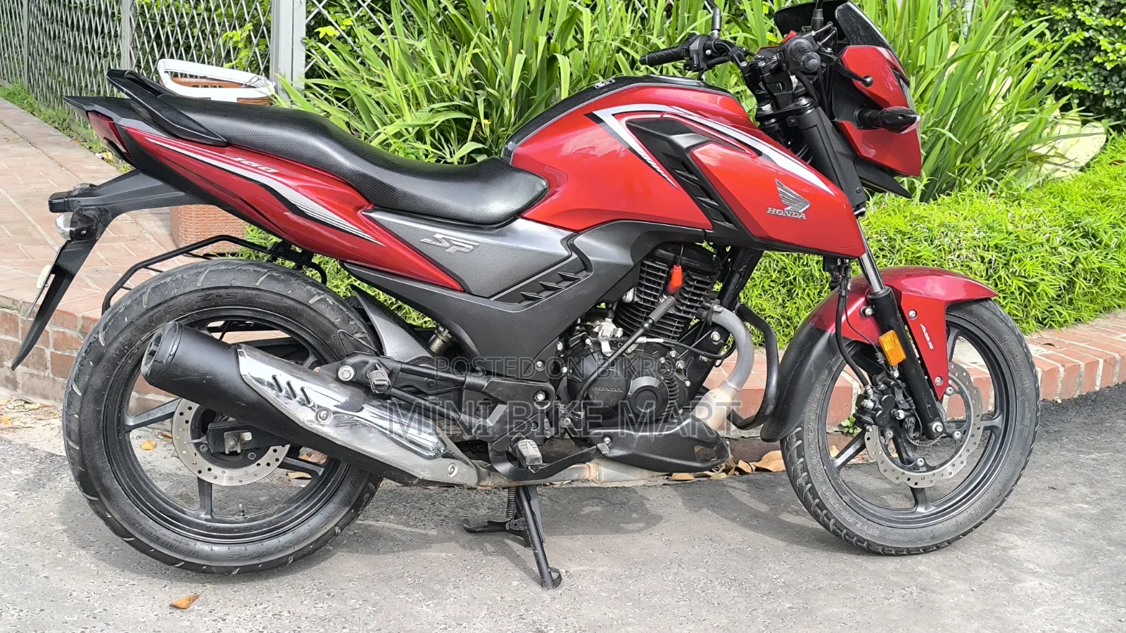 Honda 2024 Red