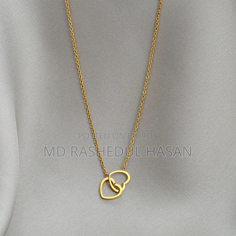 Love Patent Chain — Stylish Design with a Touch of Love!