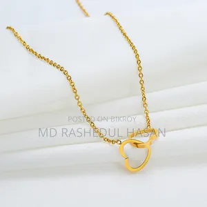 Love Patent Chain — Stylish Design with a Touch of Love!