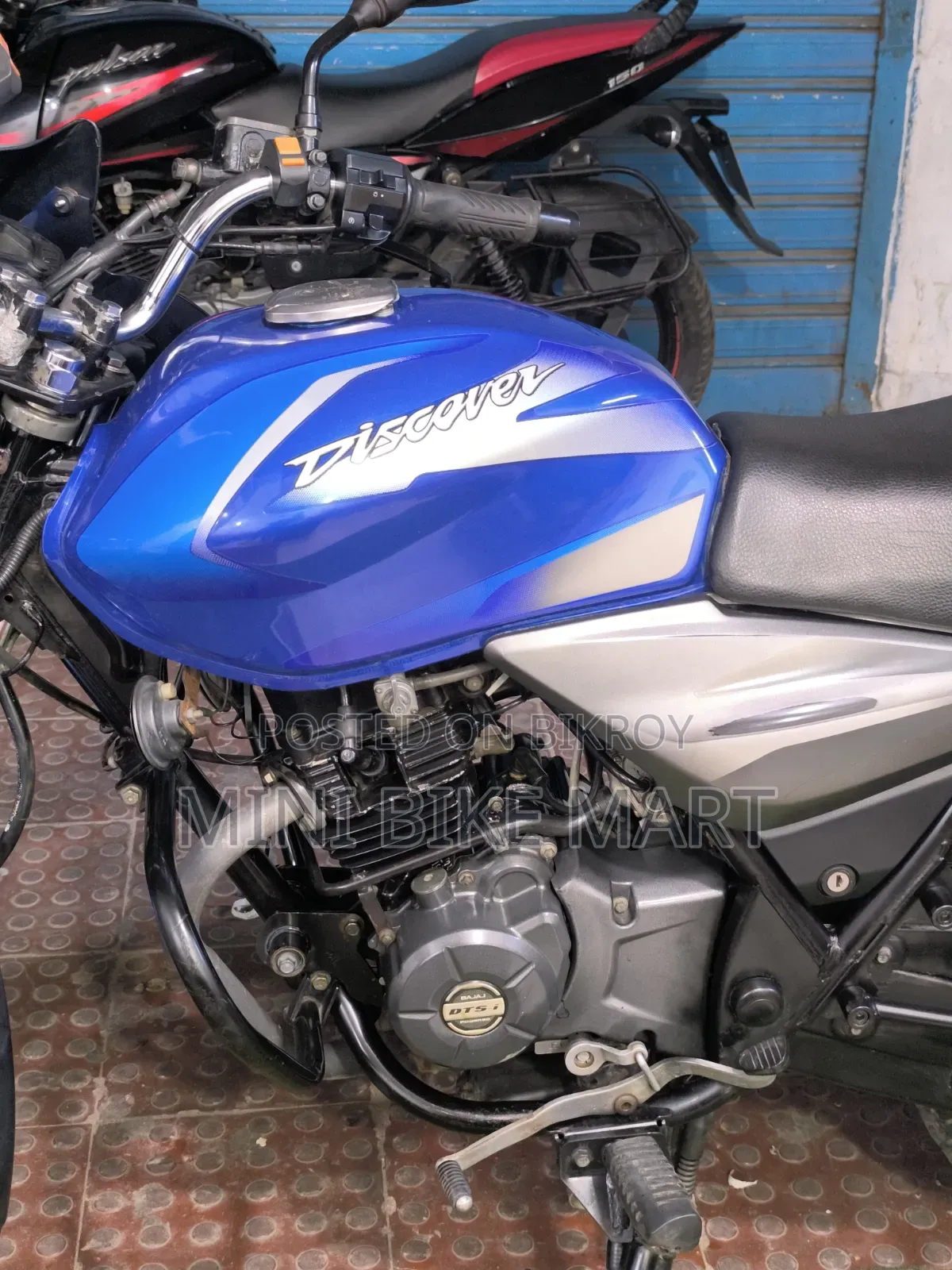 Bajaj Discover 125 2019 Blue