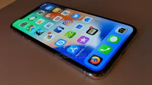 অ্যাপল আইফোন এক্স ৬৪ জিবি হোয়াইট