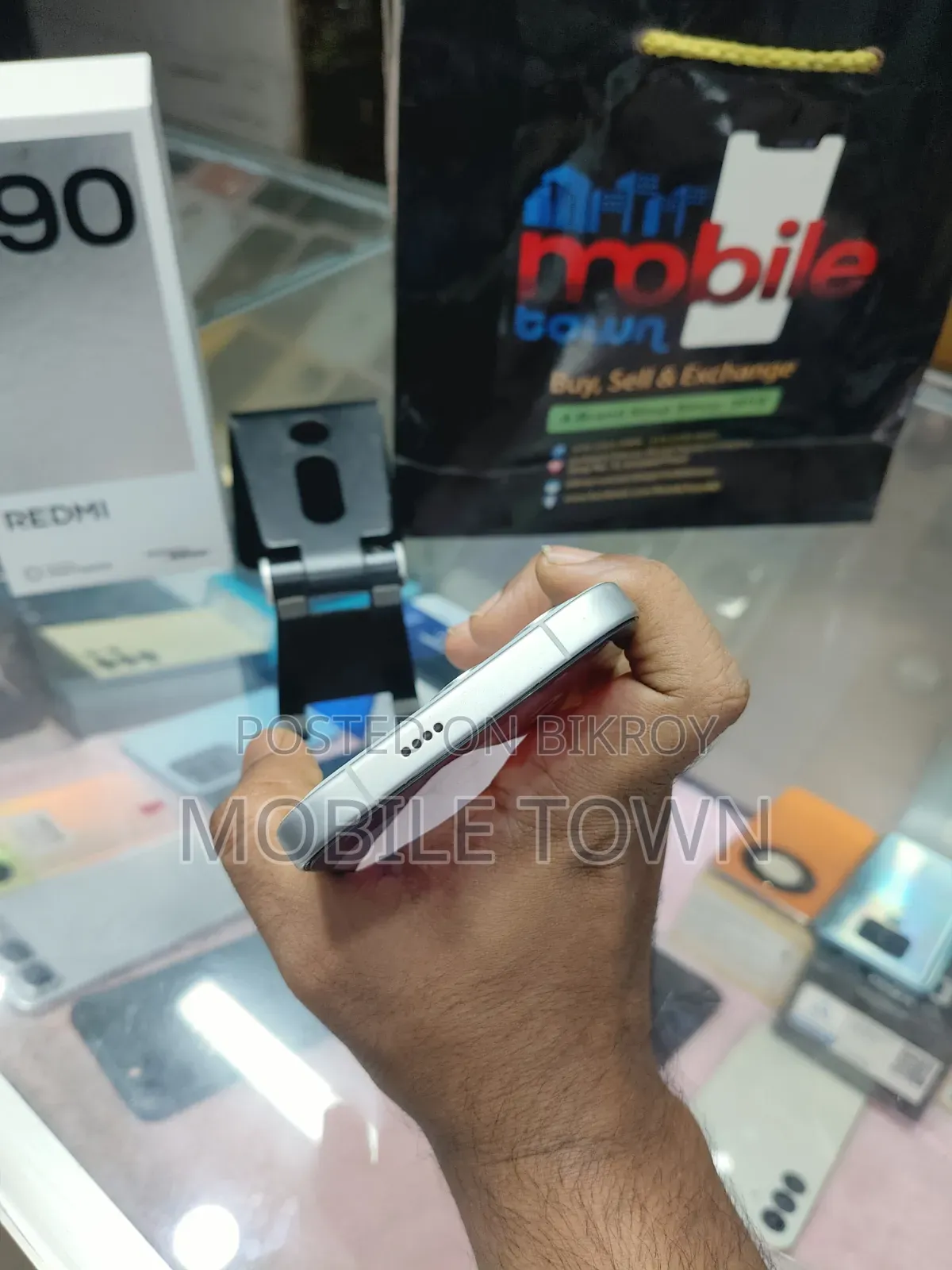 Xiaomi Redmi K90 ২৫৬ জিবি সাদা