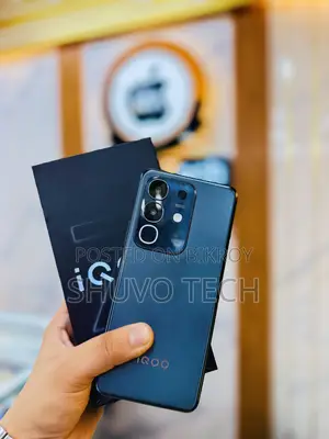 iQOO Z10x 128 GB Blue