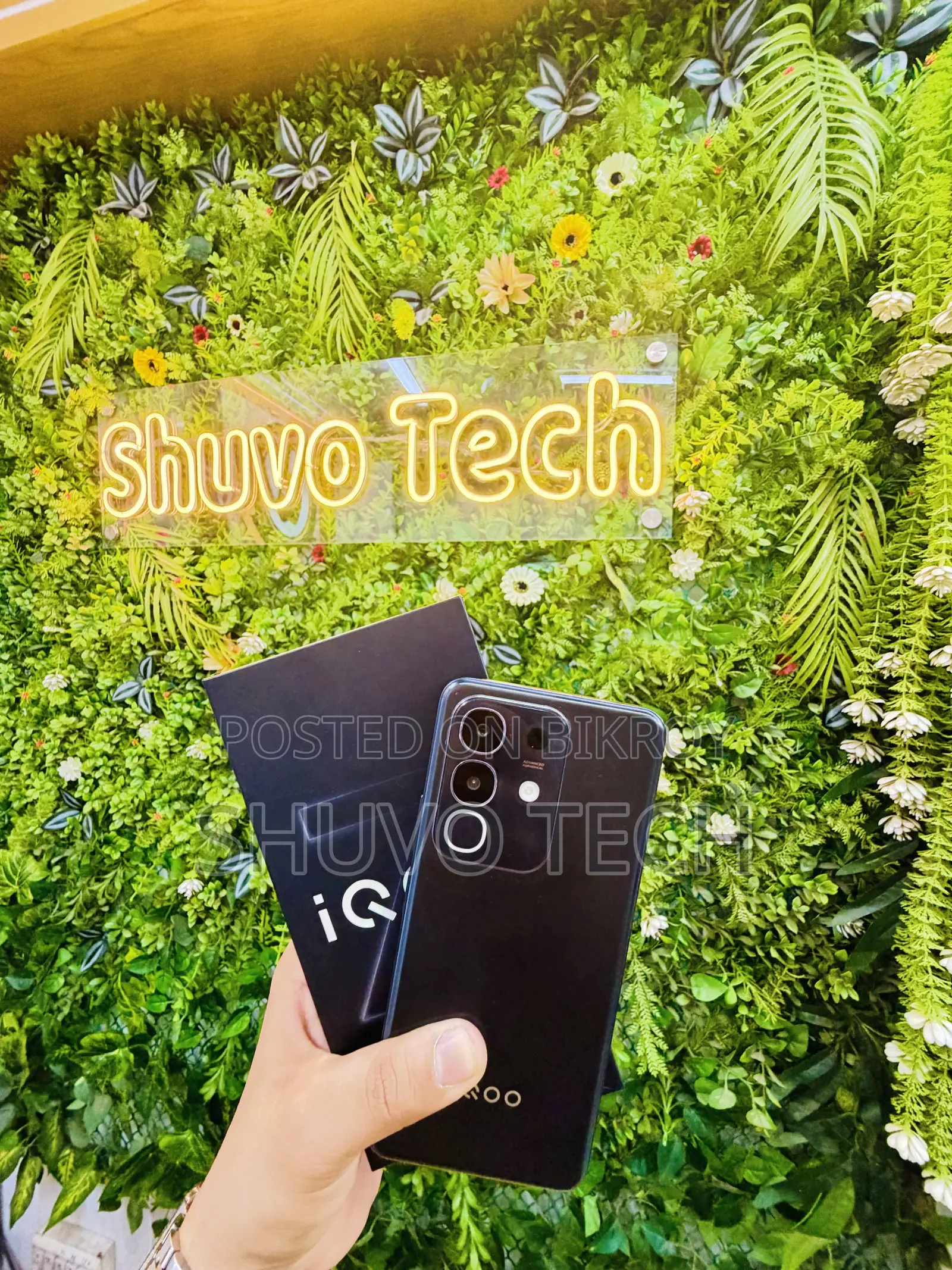 iQOO Z10x 128 GB Blue