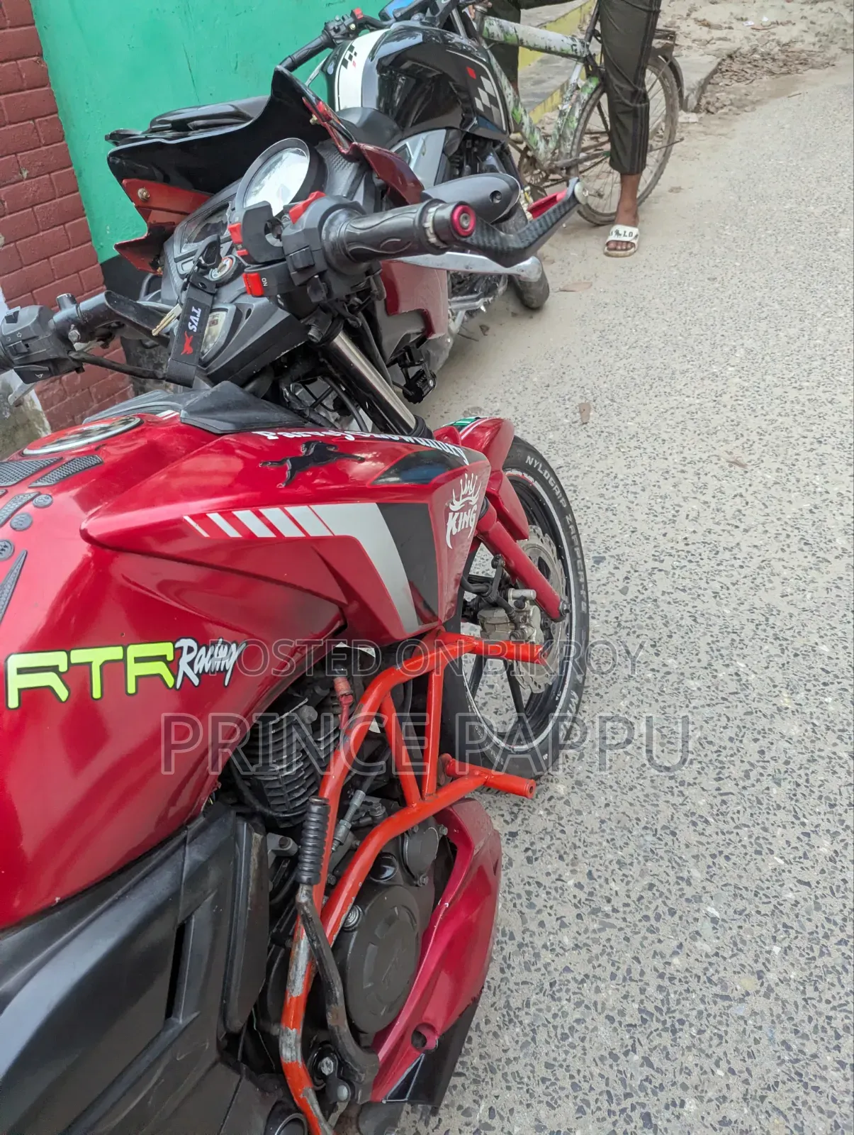 টিভিএস আপাচি আরটিআর ১৬০ টুভি ২০১৬ লাল