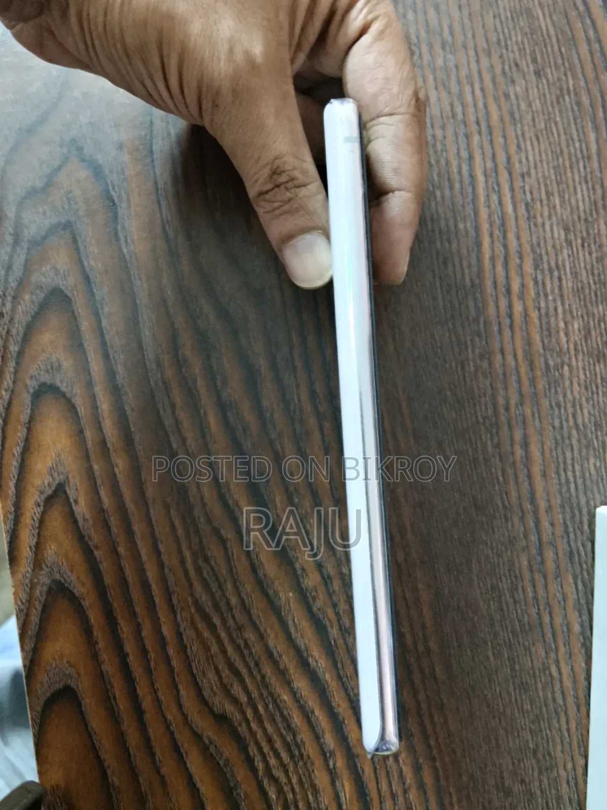 স্যামসাং গ্যালাক্সি এ৫১ ৫জি ১২৮ জিবি সাদা