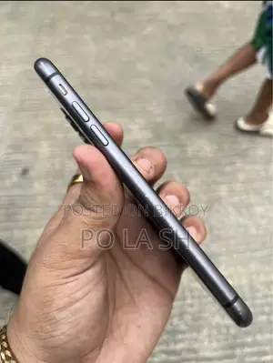 Apple iPhone 11 128 GB Black