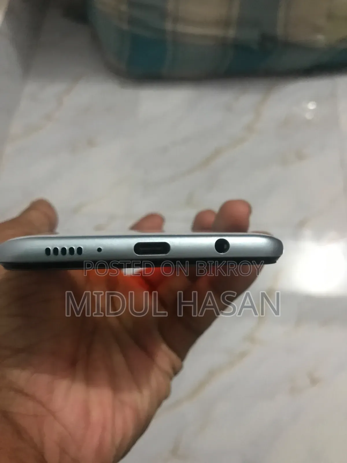 Samsung Galaxy A50 64 GB White