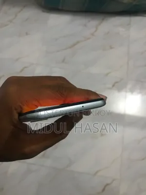 Samsung Galaxy A50 64 GB White