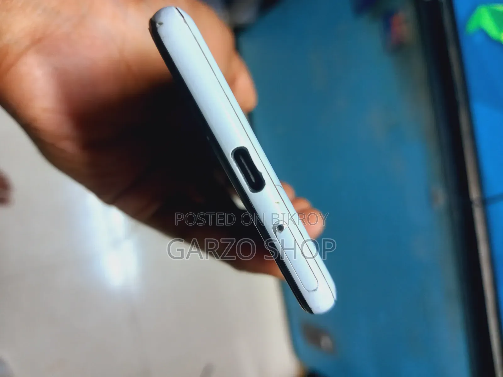 গুগল পিক্সেল ৩ ৬৪ জিবি হোয়াইট