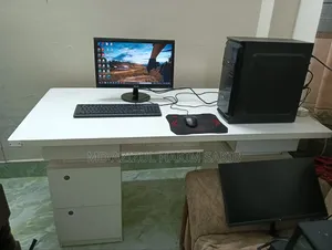 Desktop Computer Asus 4GB Intel Core i3 SSD 256GB