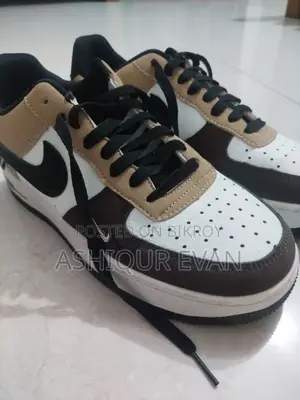 Nike Air Force 1