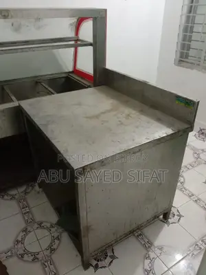 Restaurant Display Box / Seven Dish.