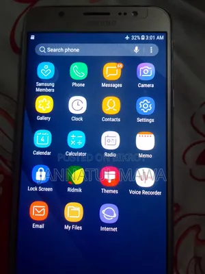 Samsung Galaxy J7 16 GB Rose Gold