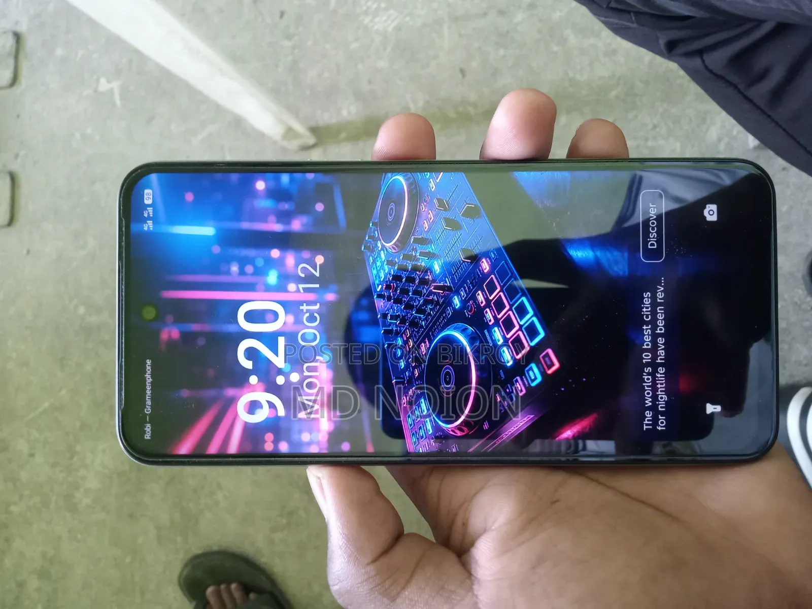 Tecno Spark 40 256 GB Silver