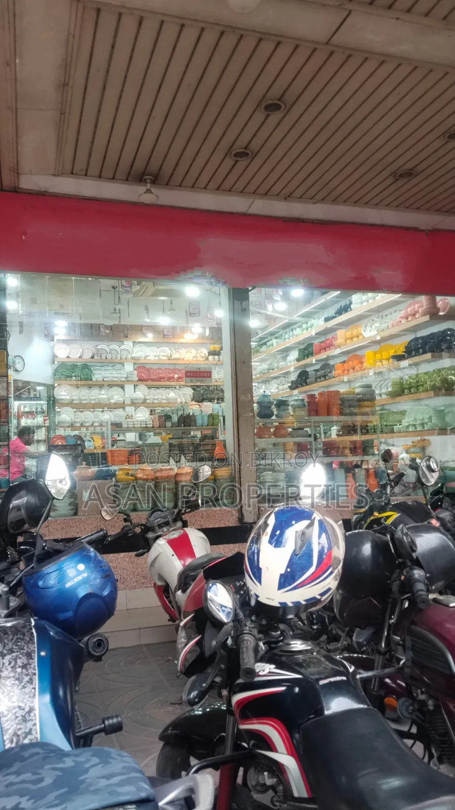 185sft Shop for Sale at Elephant Road Bata Signal