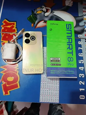 ইনফিনিক্স স্মার্ট ৮ প্লাস ১২৮ জিবি গোল্ড