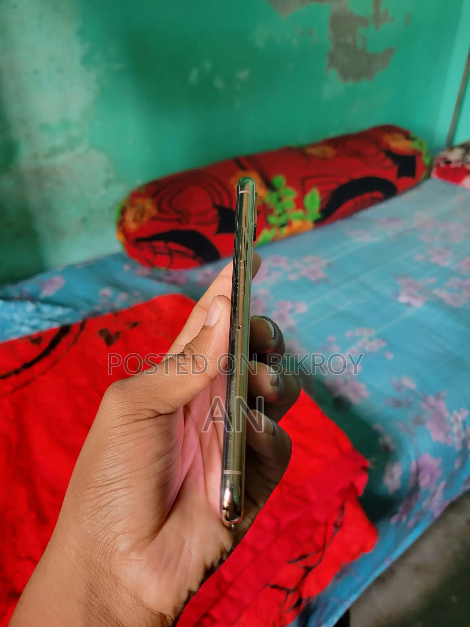 Apple iPhone XS 64 GB Gold