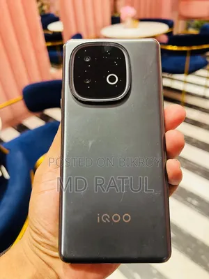 iQOO 256 GB Black