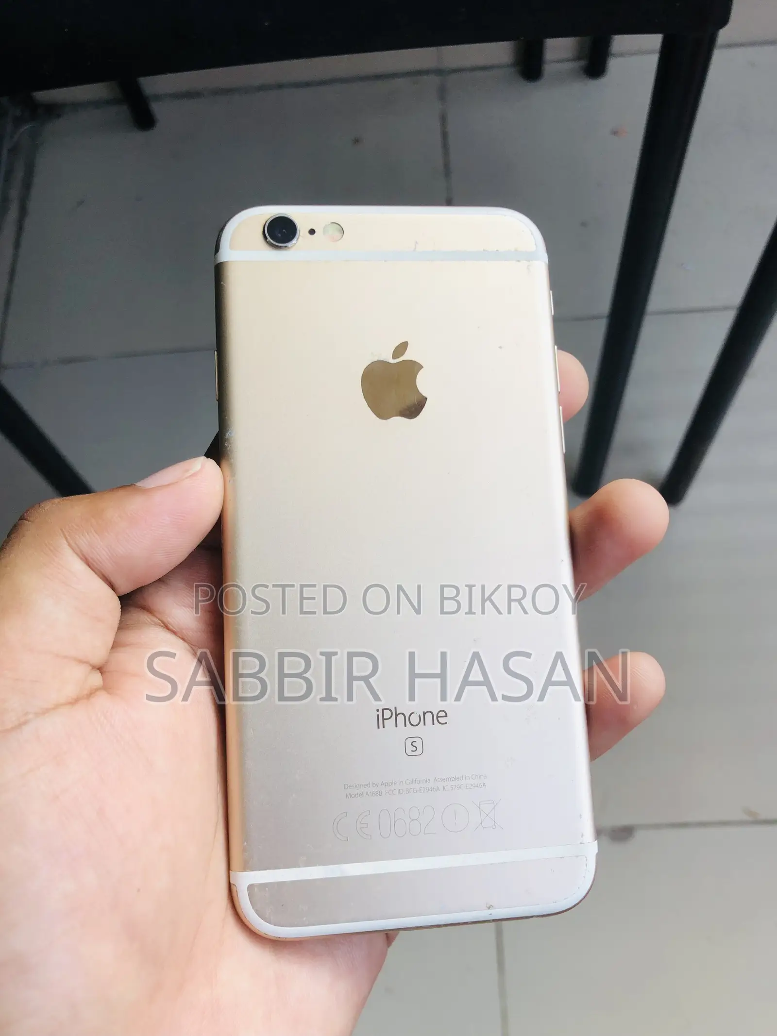 Apple iPhone 6s 64 GB Gold