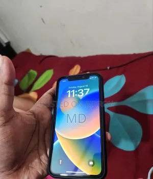 অ্যাপল আইফোন এক্স ৬৪ জিবি হোয়াইট