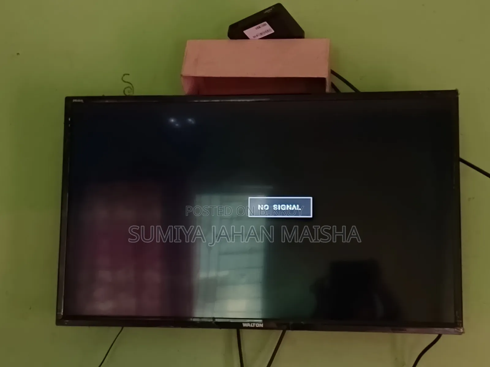 Want to sell TV, looks like new