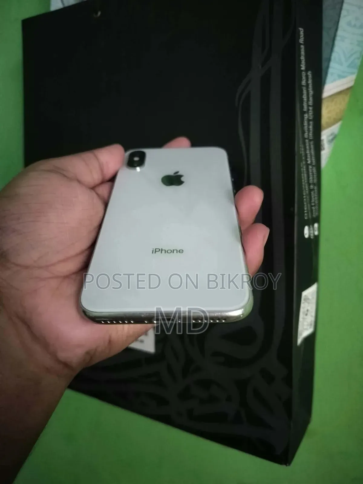 অ্যাপল আইফোন এক্স ৬৪ জিবি হোয়াইট
