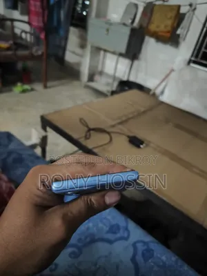মটোরোলা জি৯৬ ৫জি ১২৮ জিবি নীল