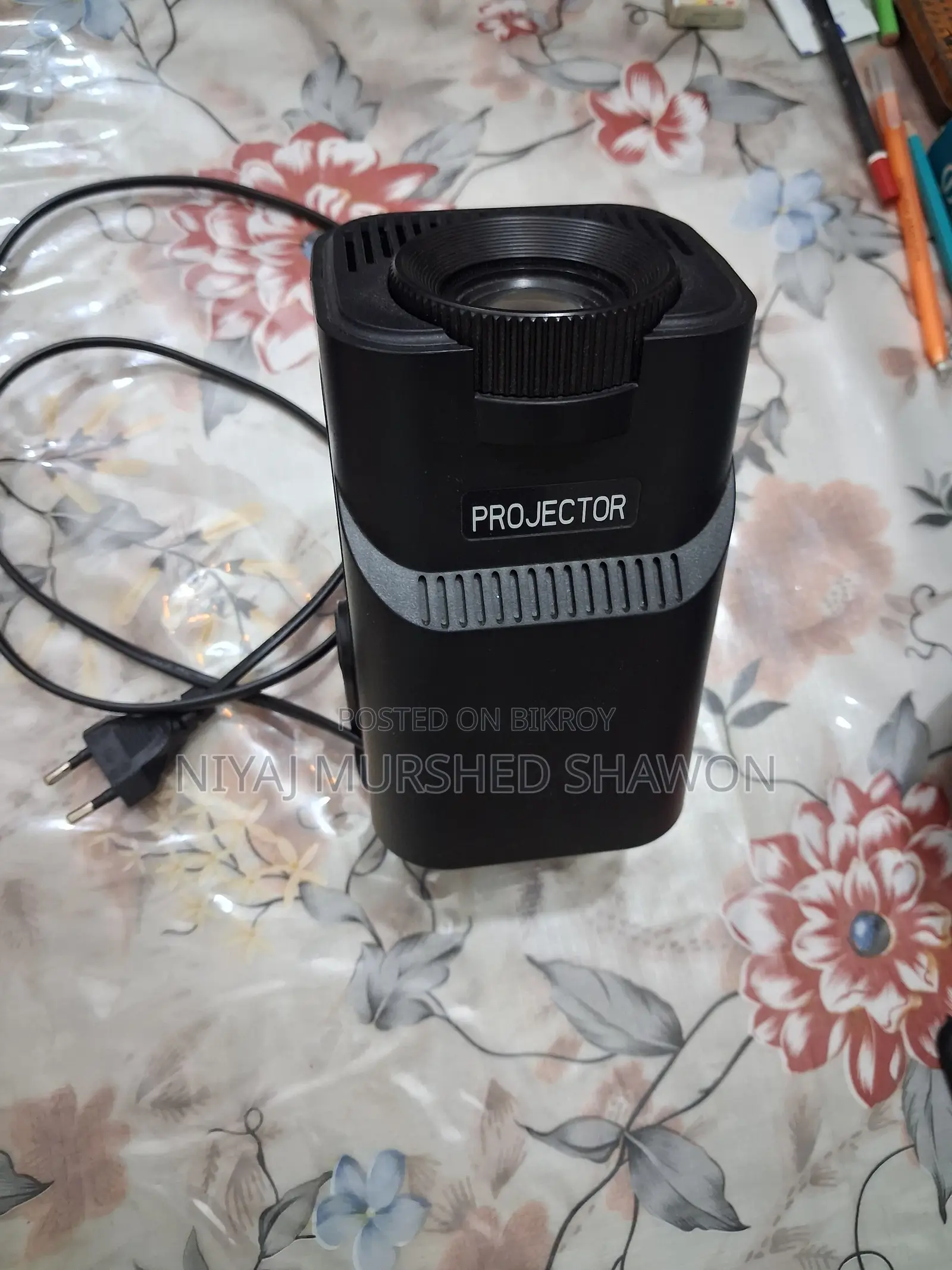 UHD Projector