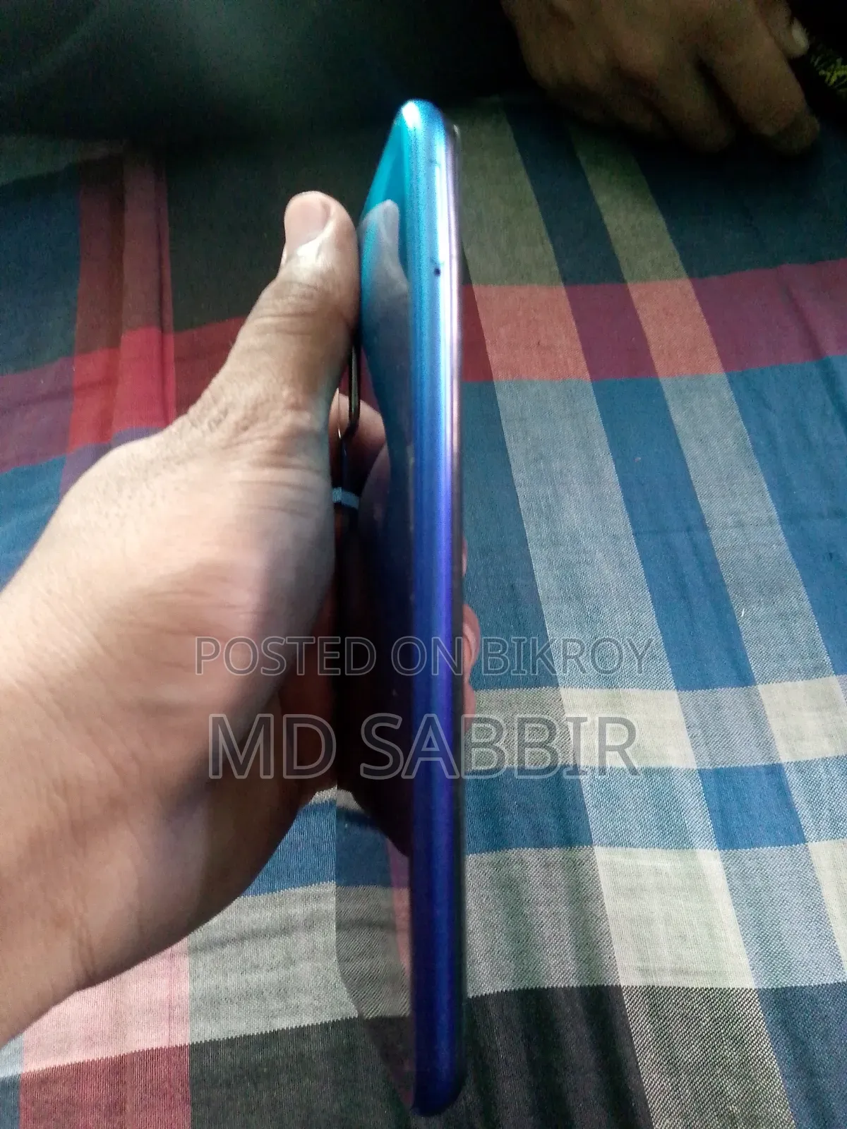 ভিভো ওয়াই২০ ৬৪ জিবি নীল