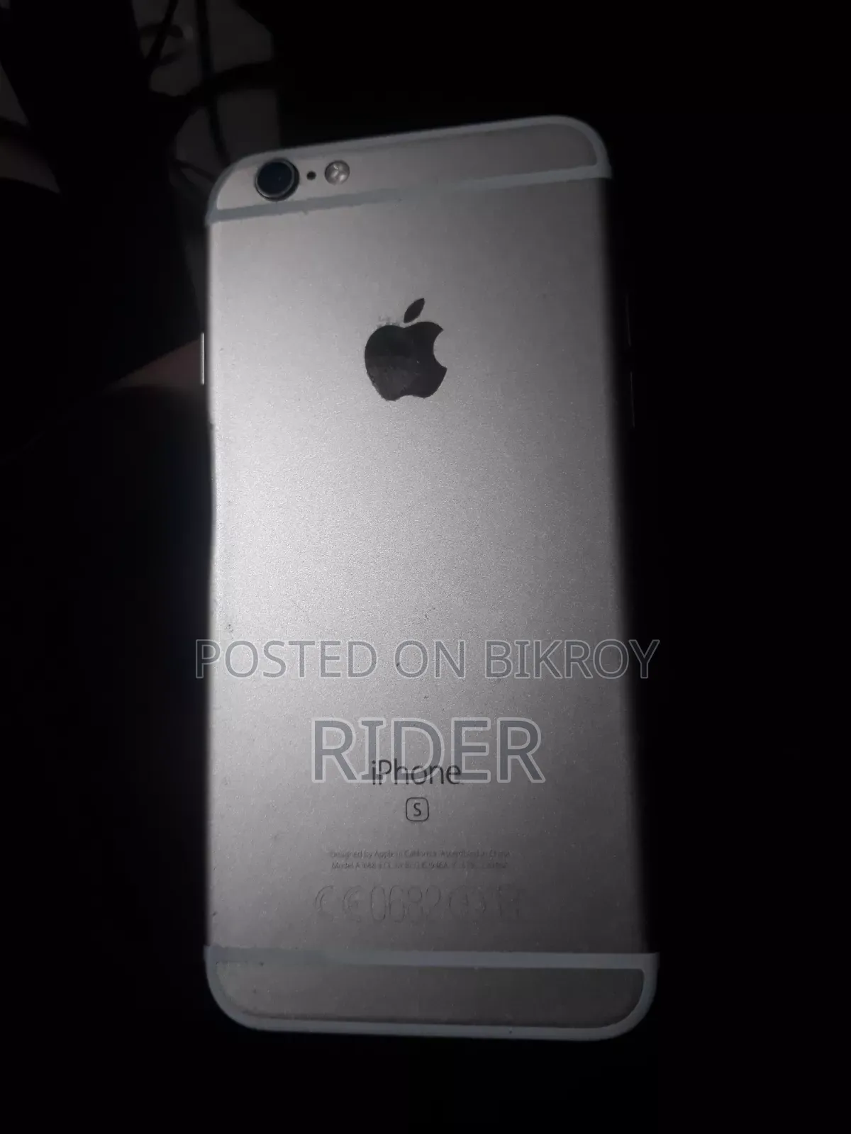 Apple iPhone 6s 64 GB Orange