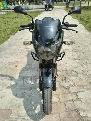 বাজাজ পালসার ১৫০ ২০২১ ব্ল্যাক