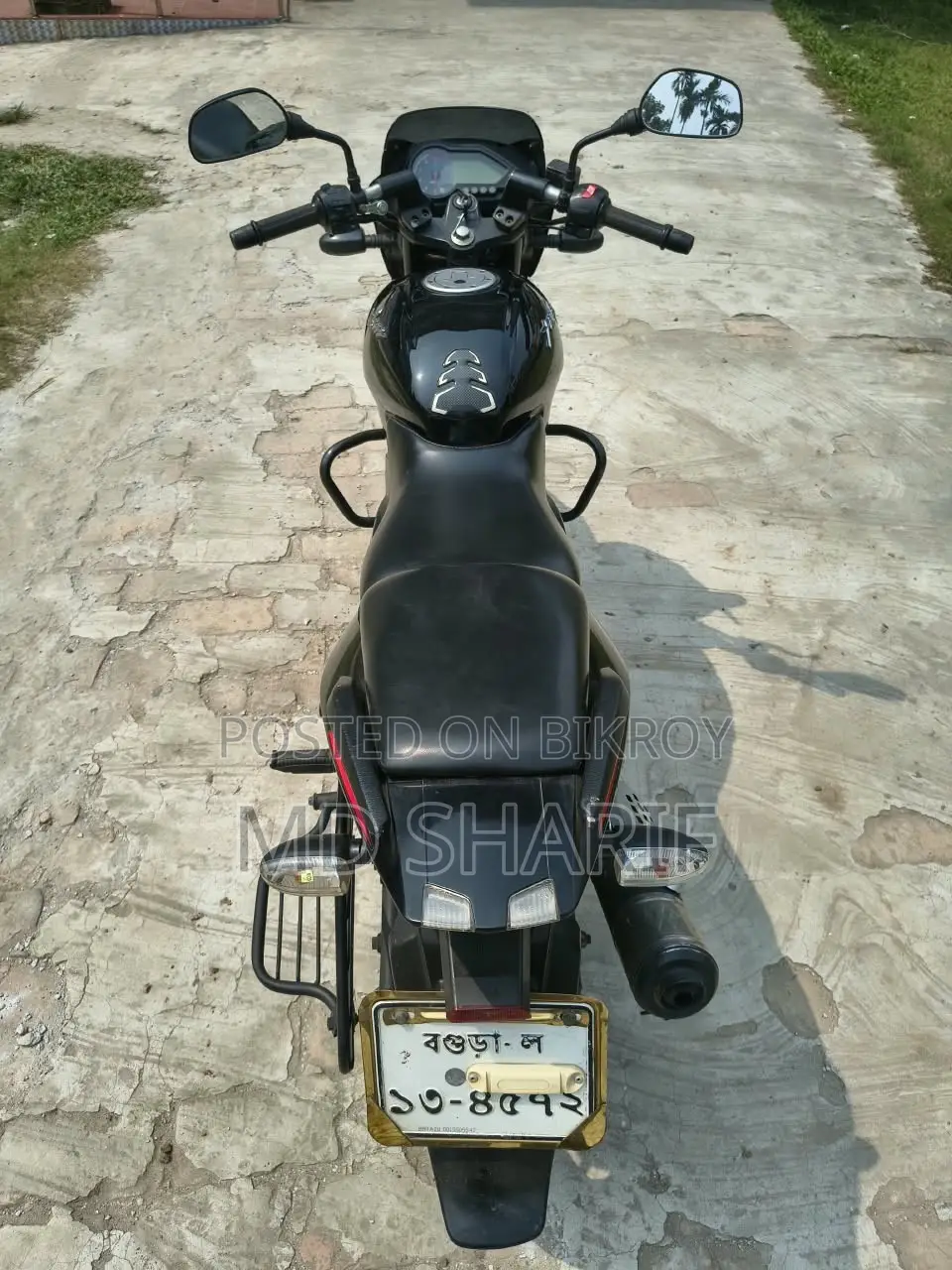বাজাজ পালসার ১৫০ ২০২১ ব্ল্যাক