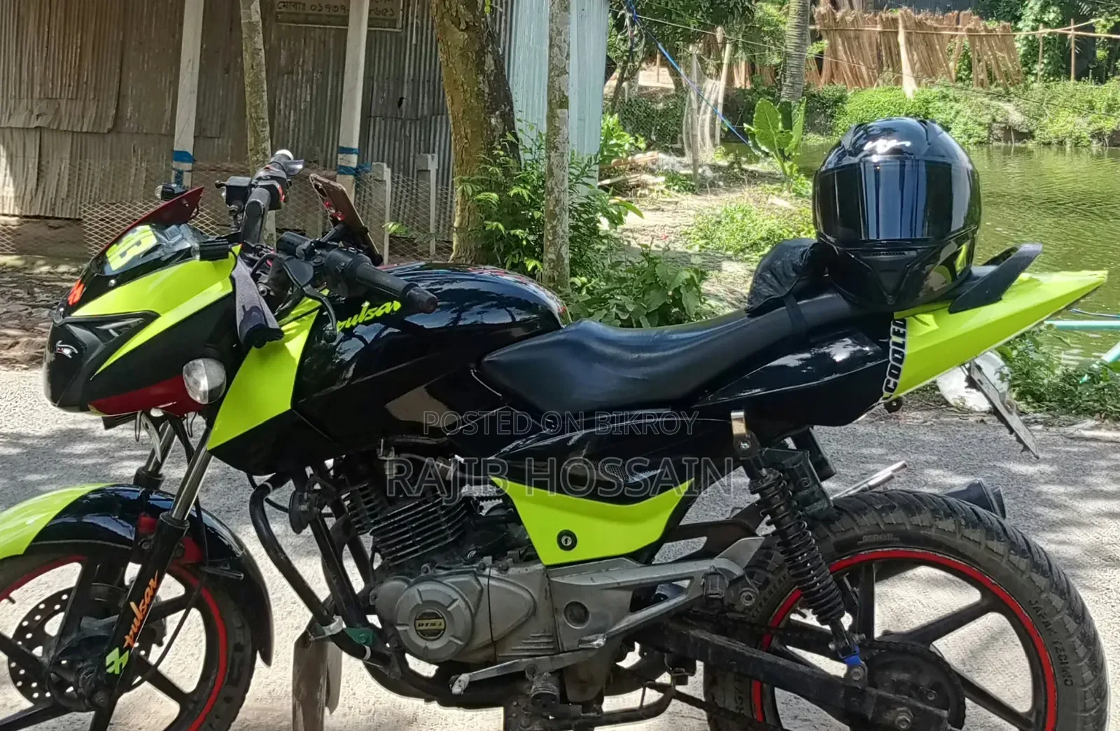 Bajaj Pulsar 150 2012 Red