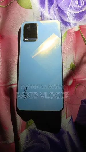 Vivo Y21 64 GB Blue