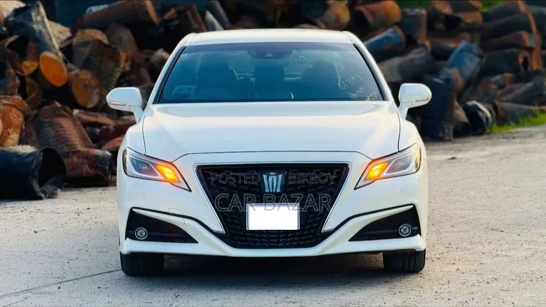 Toyota Crown 2020 White