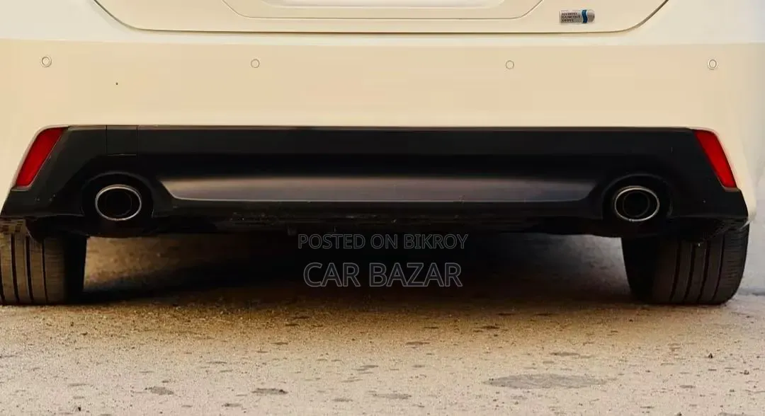 Toyota Crown 2020 White