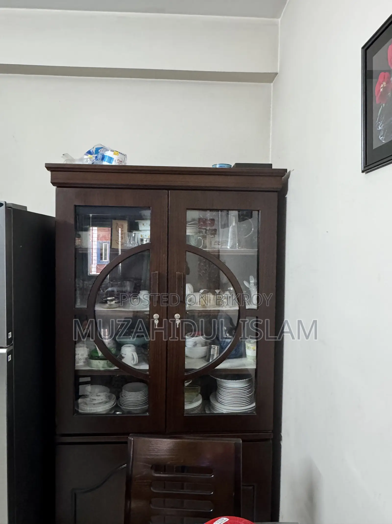 শোকেস বিক্রয়