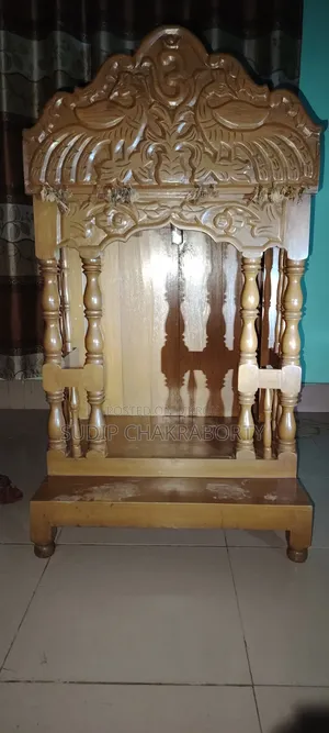 ঠাকুরের সিংহাসন