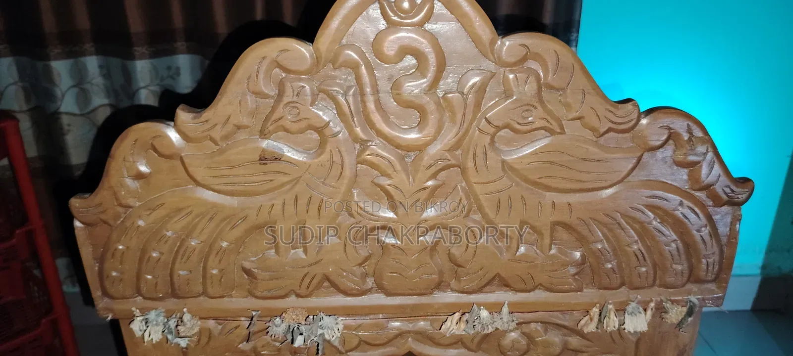 ঠাকুরের সিংহাসন