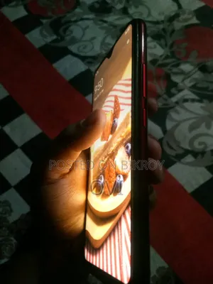 Vivo Y11 32 GB Red