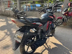 TVS Stryker 125 2018 Red