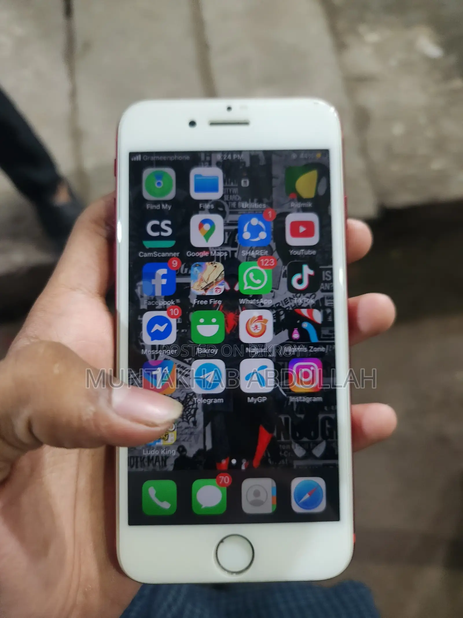 Apple iPhone 7 128 GB Red