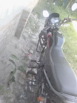 দায়াং ডিওয়াই১০০-এ ২০১২ ব্ল্যাক